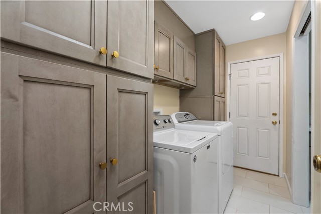 11747 Hollyview Drive, La Mirada CA: https://media.crmls.org/medias/b02fe0fc-a638-49cd-b227-e920d6d71d63.jpg