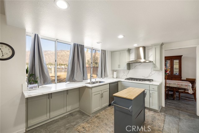 Detail Gallery Image 18 of 51 For 23702 Cedar Creek, Moreno Valley,  CA 92557 - 4 Beds | 3 Baths