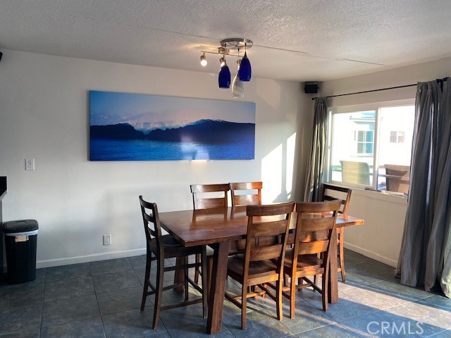 4704 Seashore Drive, Newport Beach CA: https://media.crmls.org/medias/b031a589-9863-4e43-927b-df713908f727.jpg