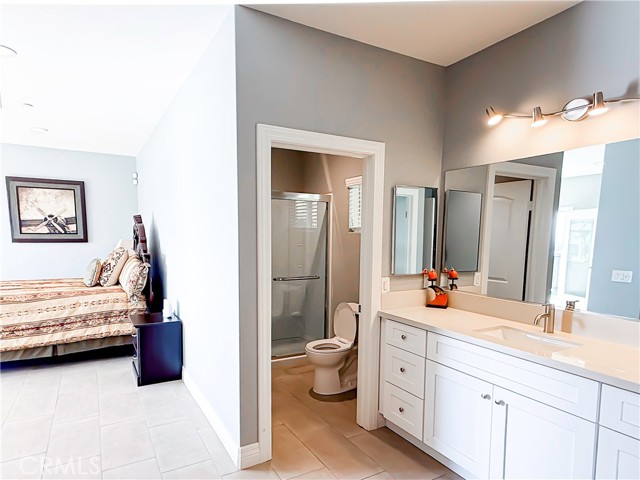 Image 36 of 50 For 449 Skylark  