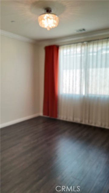 6956 Dublin Drive, Chino CA: https://media.crmls.org/medias/b0340b9d-0df3-4a52-86ee-8c985521b5ea.jpg