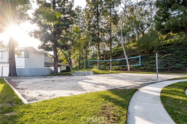 Detail Gallery Image 33 of 45 For 20004 Waverly Glen #46,  Yorba Linda,  CA 92886 - 2 Beds | 1/1 Baths