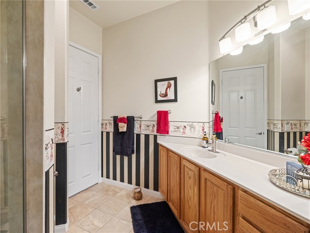 Detail Gallery Image 11 of 46 For 19330 Galloping Hill, Apple Valley,  CA 92308 - 2 Beds | 2 Baths
