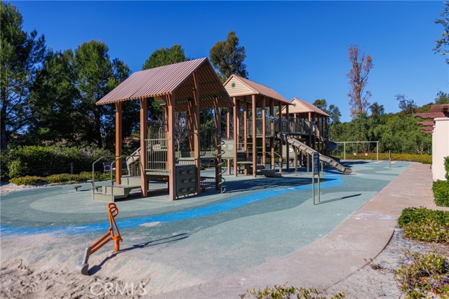 Detail Gallery Image 69 of 71 For 170 Leafy Pass, Irvine,  CA 92602 - 5 Beds | 5/1 Baths