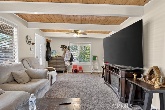 Detail Gallery Image 5 of 30 For 1800 Bernina Dr, –,  CA 93222 - 3 Beds | 3 Baths