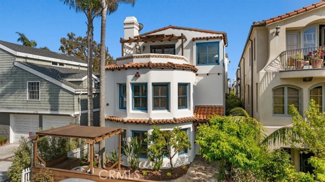 Detail Gallery Image 53 of 56 For 468 31st St, Manhattan Beach,  CA 90266 - 5 Beds | 4/1 Baths