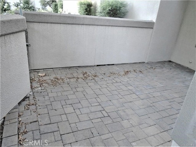 Detail Gallery Image 15 of 15 For 18516 Mayall St #D,  Northridge,  CA 91324 - 3 Beds | 2/1 Baths