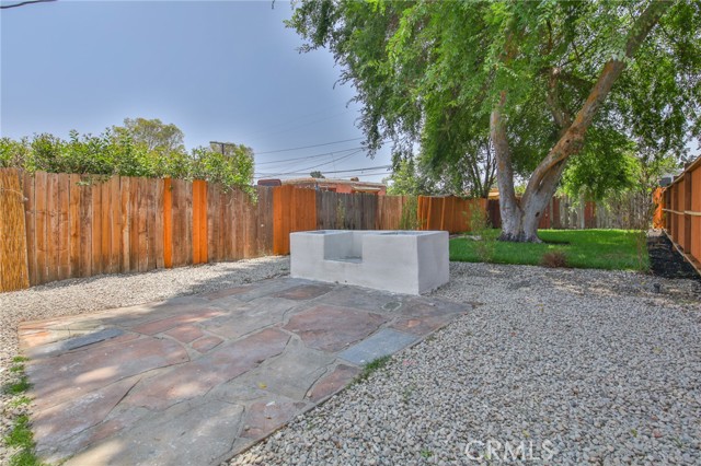 1964 E 114th Street, Los Angeles CA: https://media.crmls.org/medias/b037d1fa-688c-43df-9054-39d9aa10111f.jpg