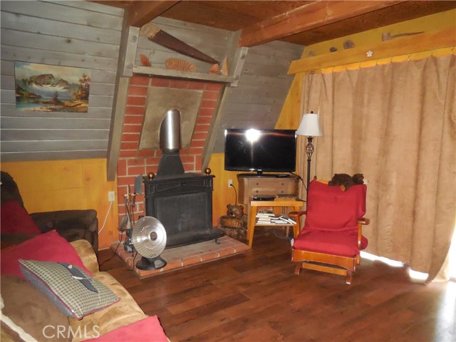 44824 Mountain Meadow Road, Oakhurst CA: https://media.crmls.org/medias/b037faf9-a769-42c1-b738-6ac6b1800c20.jpg