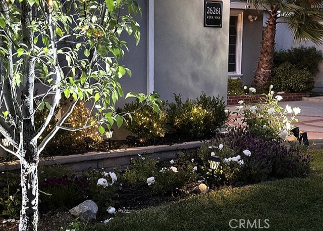 Detail Gallery Image 4 of 59 For 26261 Veva Way, Calabasas,  CA 91302 - 4 Beds | 2 Baths