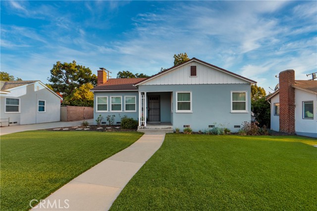 Detail Gallery Image 2 of 26 For 464 W Columbia Ave, Pomona,  CA 91768 - 3 Beds | 2 Baths