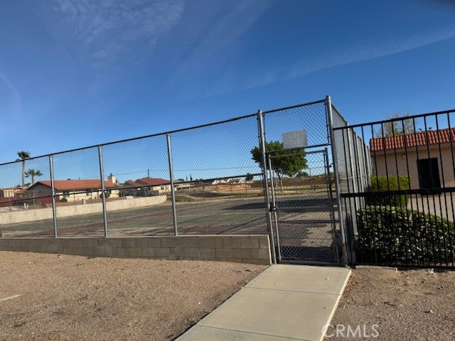 Detail Gallery Image 16 of 75 For 10333 Tamarisk Ave, Hesperia,  CA 92345 - 3 Beds | 2 Baths