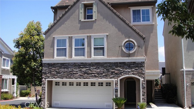 Detail Gallery Image 1 of 15 For 2889 Plaza Del Amo #218,  Torrance,  CA 90503 - 3 Beds | 3 Baths