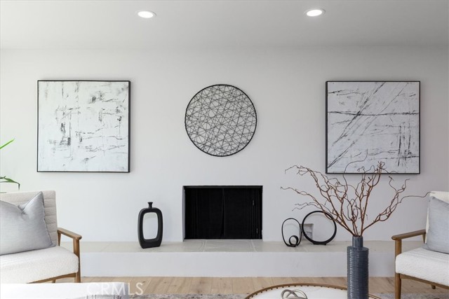 Detail Gallery Image 8 of 39 For 26002 Adamor Rd, Calabasas,  CA 91302 - 4 Beds | 2 Baths