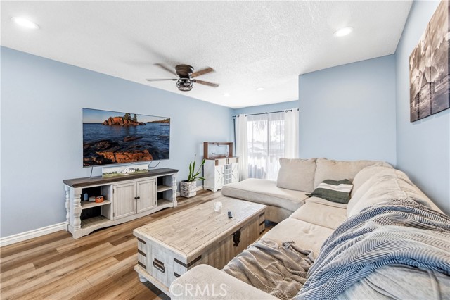 Detail Gallery Image 12 of 47 For 21522 Belshire, Hawaiian Gardens,  CA 90716 - 2 Beds | 2 Baths