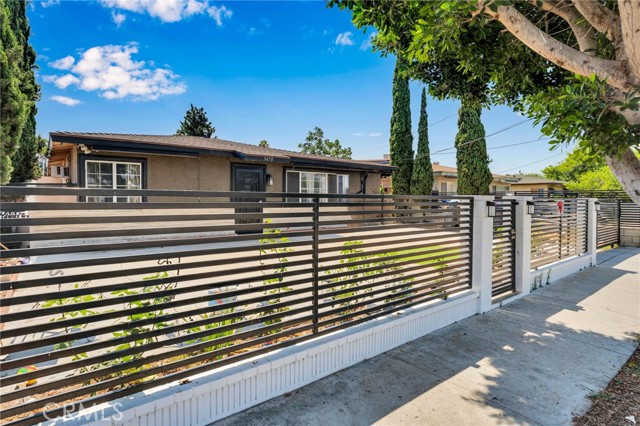 Detail Gallery Image 2 of 25 For 3470 Patritti Ave, Baldwin Park,  CA 91706 - 2 Beds | 1 Baths