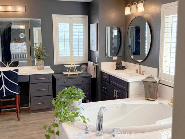 15767 Buck Point Lane, Fontana CA: https://media.crmls.org/medias/b03c90e8-7186-4239-a945-4b0cbaa0294f.jpg