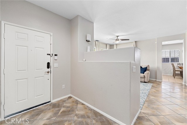 Detail Gallery Image 3 of 34 For 15415 Park Point Ave #102,  Lake Elsinore,  CA 92532 - 3 Beds | 2 Baths