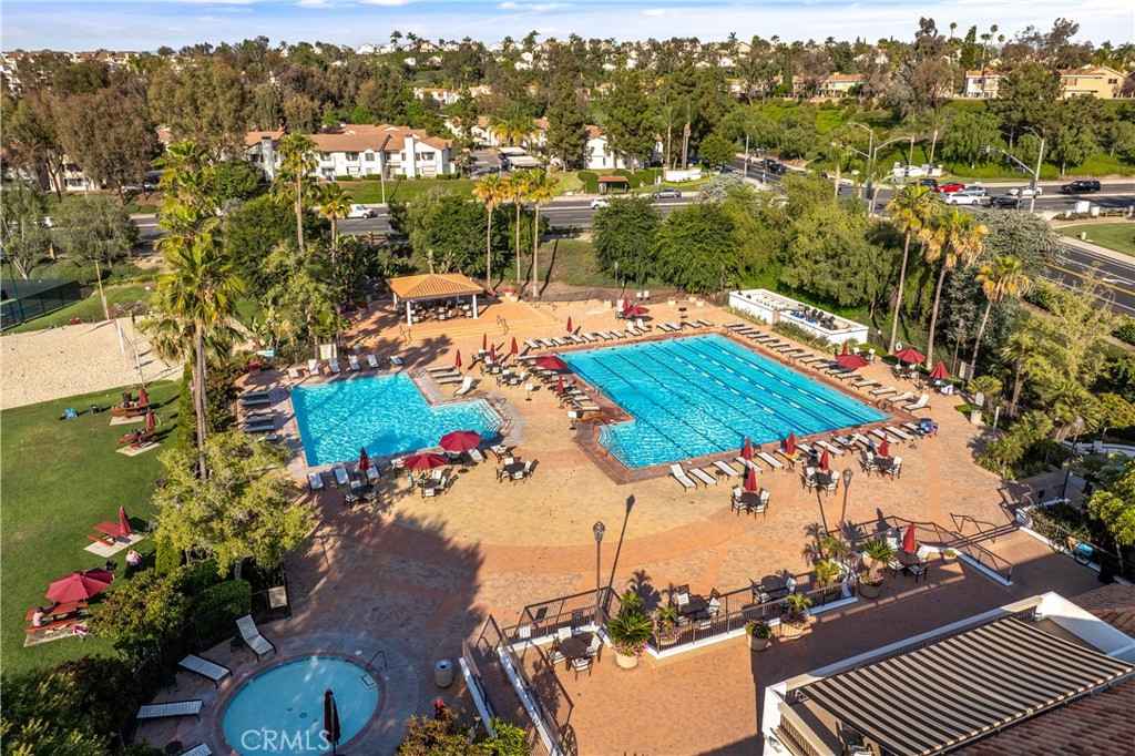 MLS #OC25121069 img 2