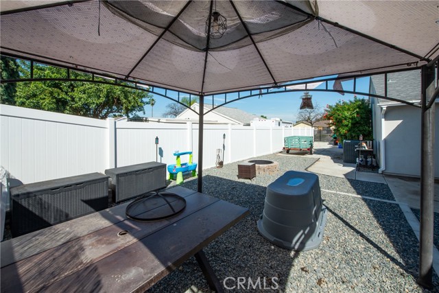 Detail Gallery Image 30 of 33 For 10444 Charleston Dr, Riverside,  CA 92503 - 4 Beds | 2 Baths