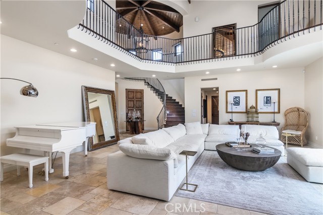 1620 Luse Tank Road, Topanga CA: https://media.crmls.org/medias/b03e349d-9e0d-48e9-867c-b71086ffc9de.jpg