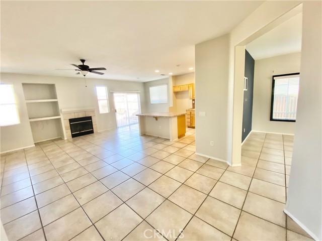 Detail Gallery Image 11 of 31 For 11720 Trailwood St, Victorville,  CA 92392 - 4 Beds | 2 Baths