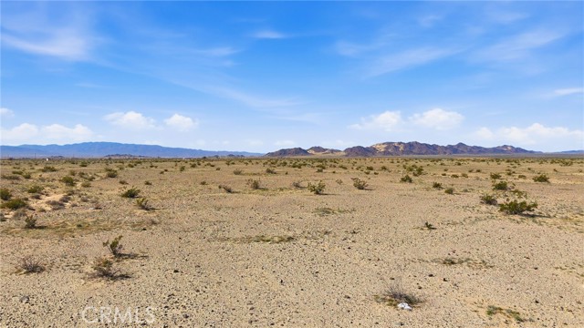 Detail Gallery Image 7 of 35 For 2327 Palm, Twentynine Palms,  CA 90007 - – Beds | – Baths
