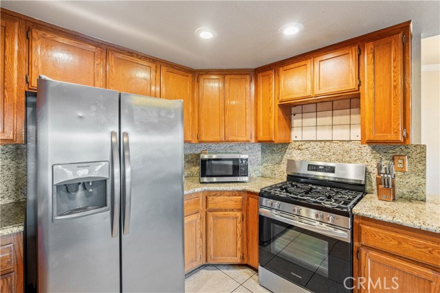 Detail Gallery Image 16 of 53 For 7503 Pismo, Hesperia,  CA 92345 - 4 Beds | 2 Baths