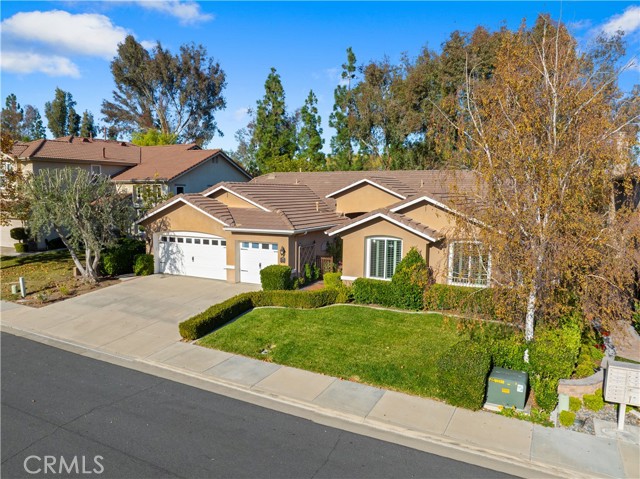 Detail Gallery Image 2 of 55 For 43856 Carentan, Temecula,  CA 92592 - 4 Beds | 2/1 Baths