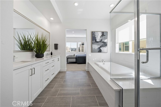 Detail Gallery Image 30 of 69 For 27516 Golden Currant Pl, Valencia,  CA 91381 - 4 Beds | 4/1 Baths