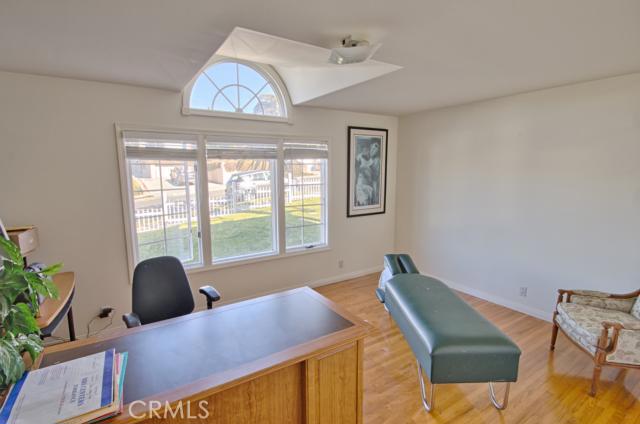 304 Avenue E, Redondo Beach, California 90277, 6 Bedrooms Bedrooms, ,4 BathroomsBathrooms,Residential,Sold,Avenue E,SB13009871