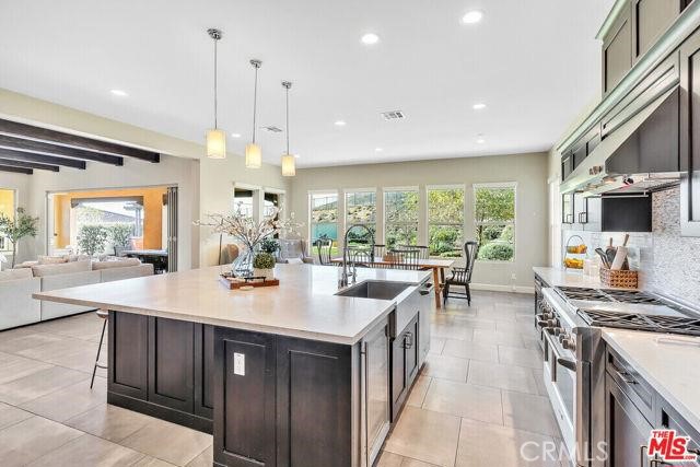 Detail Gallery Image 27 of 30 For 446 via Maggiore, Chula Vista,  CA 91914 - 5 Beds | 4/1 Baths