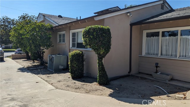 Image 23 of 32 For 1404 Mountain Ave