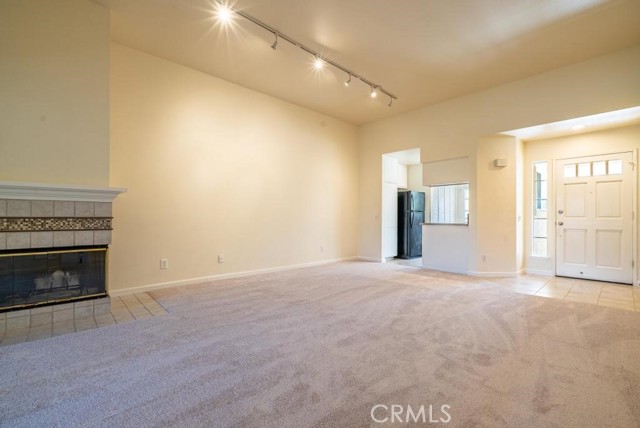 Detail Gallery Image 7 of 21 For 25869 Mcbean #82,  Valencia,  CA 91355 - 1 Beds | 1 Baths