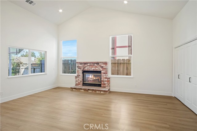 Image 8 of 44 For 3359 Lighthouse Court