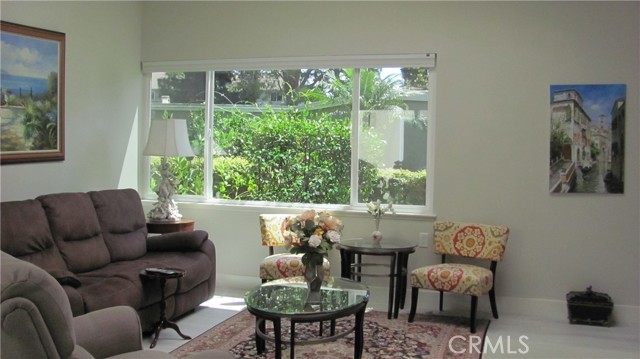 Detail Gallery Image 39 of 41 For 108 via Estrada Unit D, Laguna Woods,  CA 92637 - 2 Beds | 2 Baths