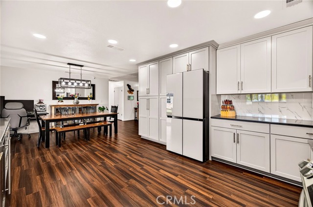 Detail Gallery Image 10 of 57 For 6856 County Road 19, Orland,  CA 95963 - 4 Beds | 2 Baths