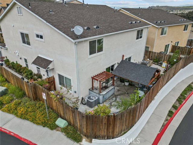 26120 Goldman Place, Saugus CA: https://media.crmls.org/medias/b04515b4-5d39-436b-b2bb-12434388fbd4.jpg