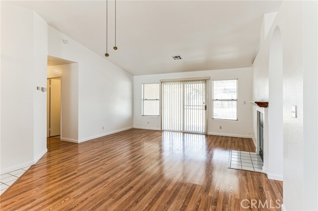 Detail Gallery Image 16 of 27 For 6012 Sandpiper Pl, Palmdale,  CA 93552 - 4 Beds | 2 Baths