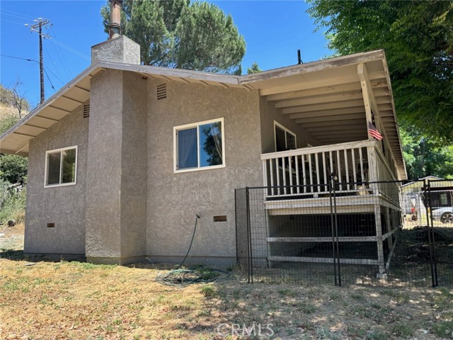 42930 Lake Hughes Road, Lake Hughes CA: https://media.crmls.org/medias/b045f408-56a5-4b94-8b05-f99bc2efbaa7.jpg