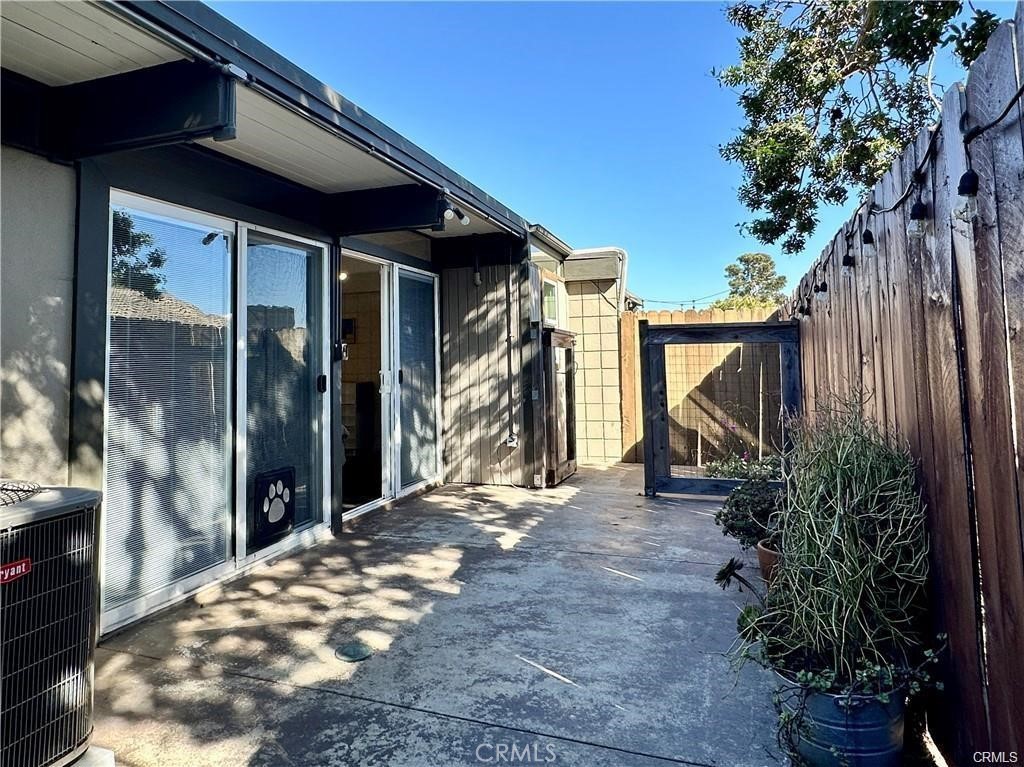 MLS #OC25273151 image #16