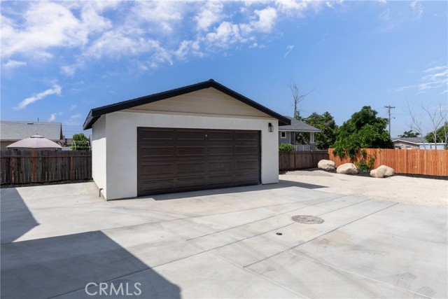 7972 Cortez Street, Highland CA: https://media.crmls.org/medias/b04698b6-d5a2-4db7-8a5d-5bc2e8b1fac0.jpg