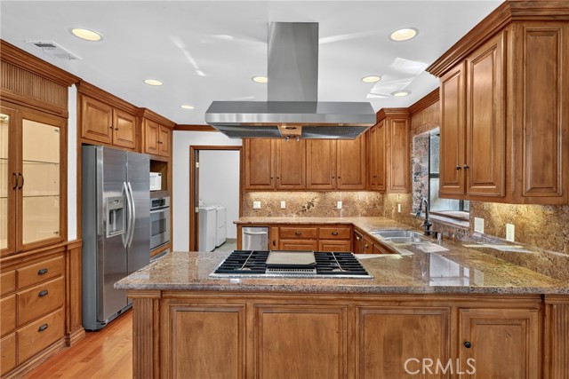 279 S Cumberland, Lake Arrowhead, CA 92352