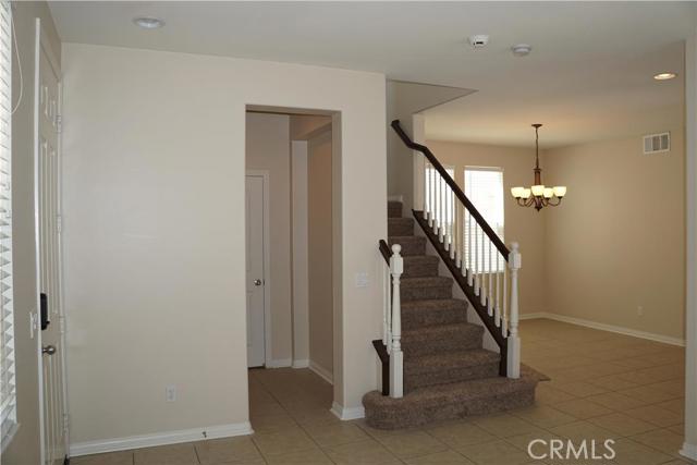 Detail Gallery Image 5 of 31 For 31882 Domenoe Way, Temecula,  CA 92592 - 4 Beds | 3/1 Baths