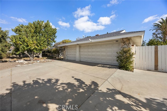 Detail Gallery Image 2 of 47 For 9832 Oakwood Cir, Villa Park,  CA 92861 - 4 Beds | 2 Baths