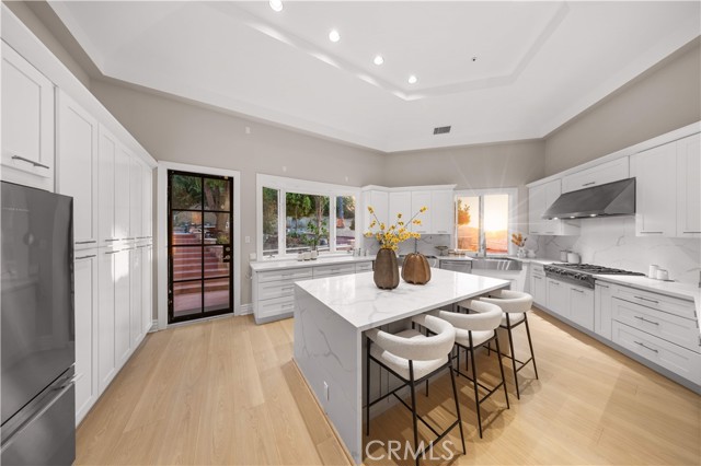 18555 Fieldbrook Street, Rowland Heights CA: https://media.crmls.org/medias/b048f3cc-aa94-4f48-b214-0d008a75ac88.jpg