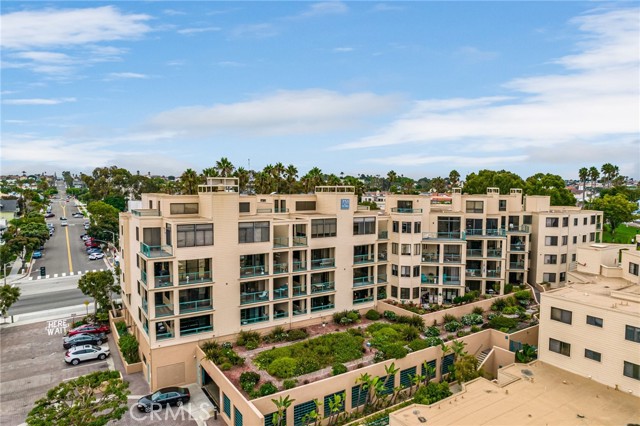 120 The Village, Redondo Beach, California 90277, 2 Bedrooms Bedrooms, ,2 BathroomsBathrooms,Residential,Sold,The Village,SR23189871