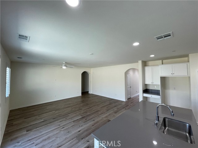 Detail Gallery Image 12 of 21 For 10771 Stacy Cir, Yucaipa,  CA 92399 - 4 Beds | 2/1 Baths