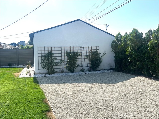 16913 Covello Street, Van Nuys CA: https://media.crmls.org/medias/b04d010f-7555-47b4-93ae-55bd847b8edc.jpg