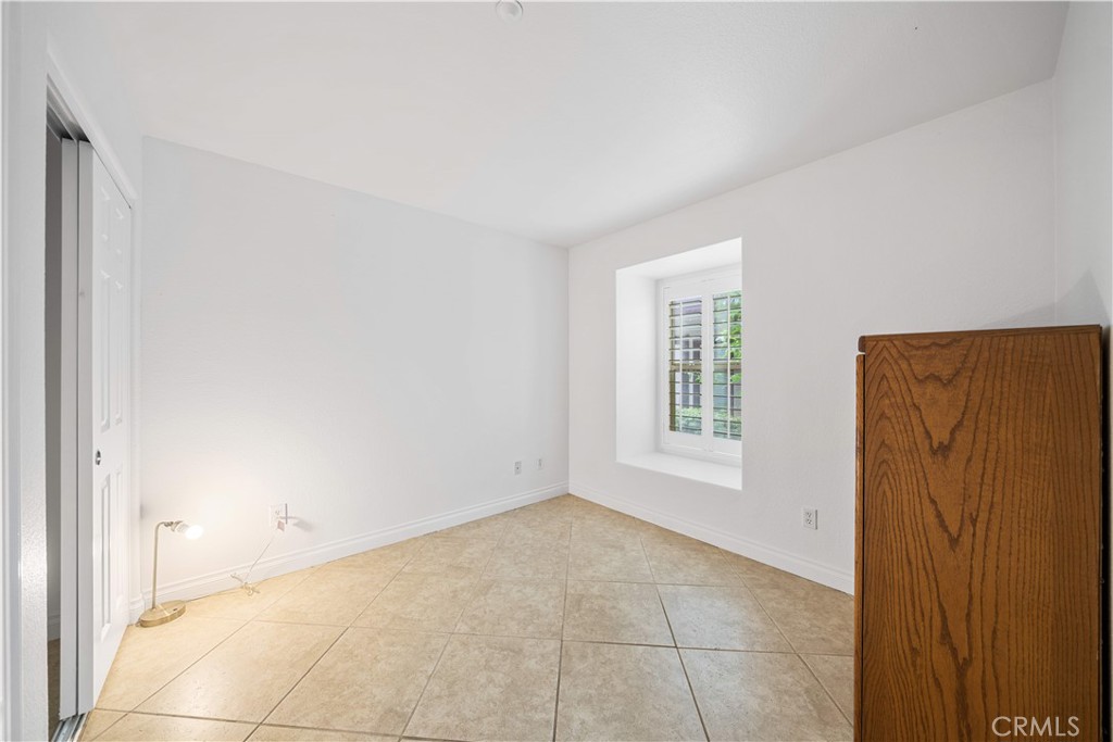 323 Tesoro - photo 7